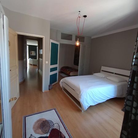 Tulle : Bel Appartement Lumineux En Centre Ville Luaran gambar