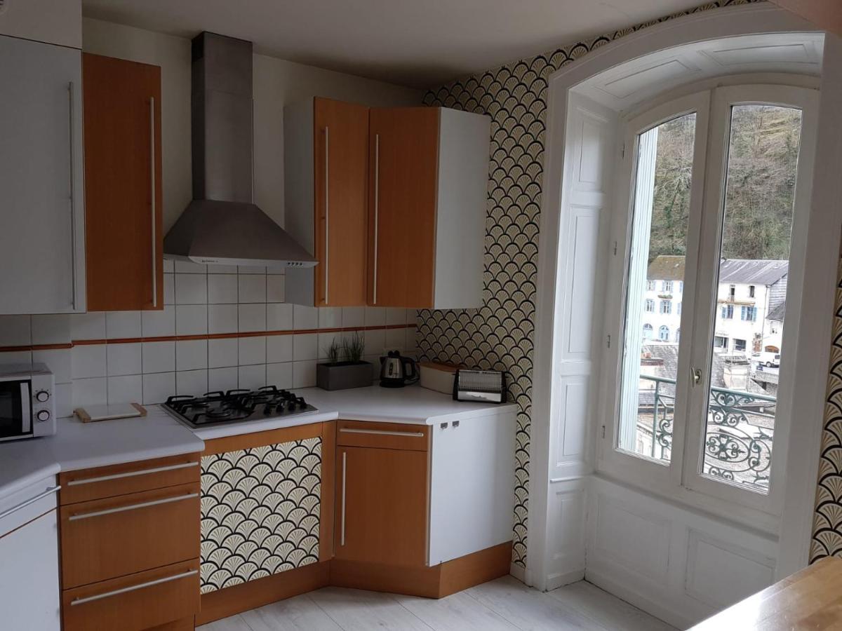 Tulle : Bel Appartement Lumineux En Centre Ville Luaran gambar
