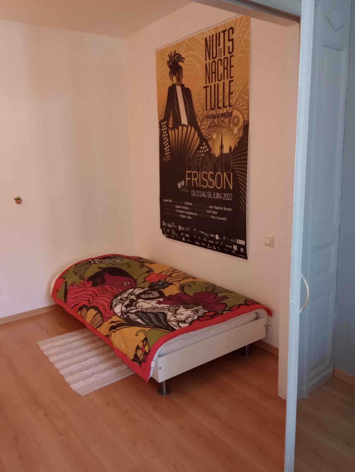 Tulle : Bel Appartement Lumineux En Centre Ville Luaran gambar